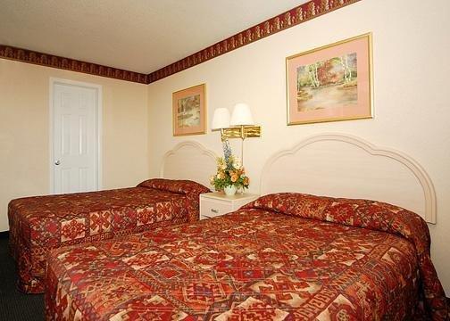 Motel The Carasaljo Lakewood Esterno foto